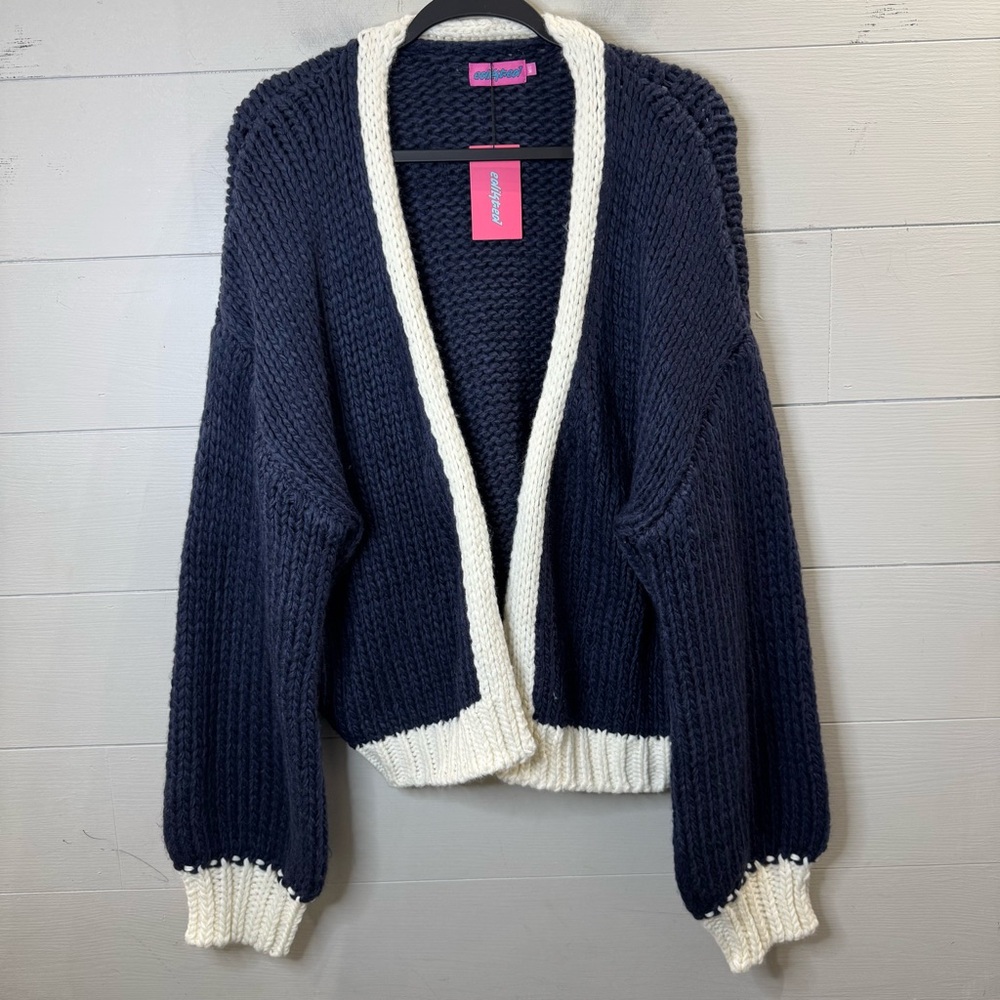 Edikted | NWT Contrast Chunky Knit Cardigan Size M/L